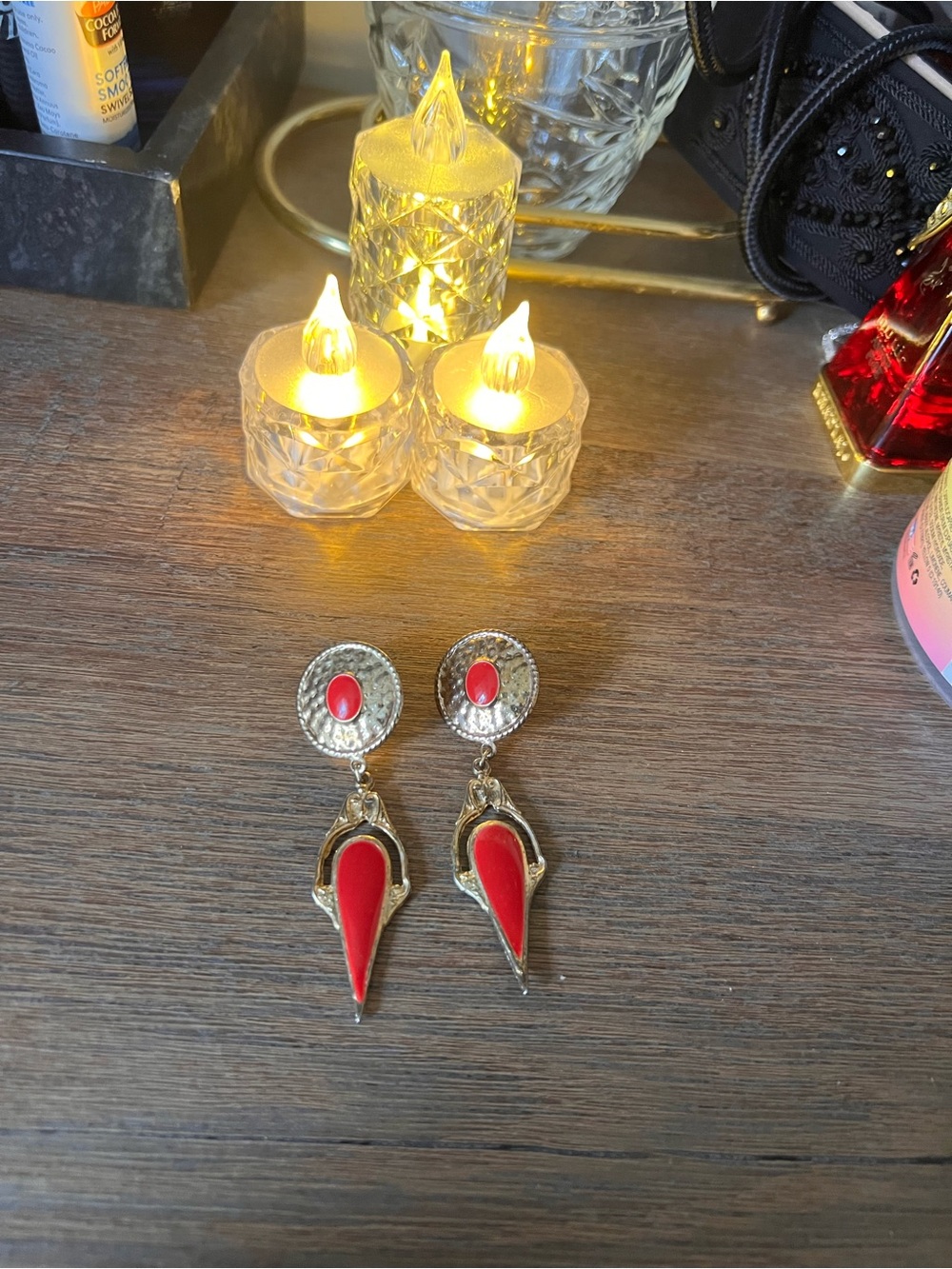 Vintage gold and red earrings